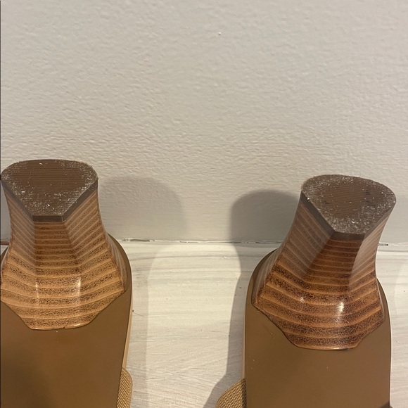 Elegant Tan Women's Heeled Sandals - Picture 6 of 6